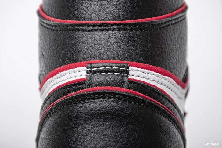 Jordan 555088-062 Retro 1  Bloodline High 0426